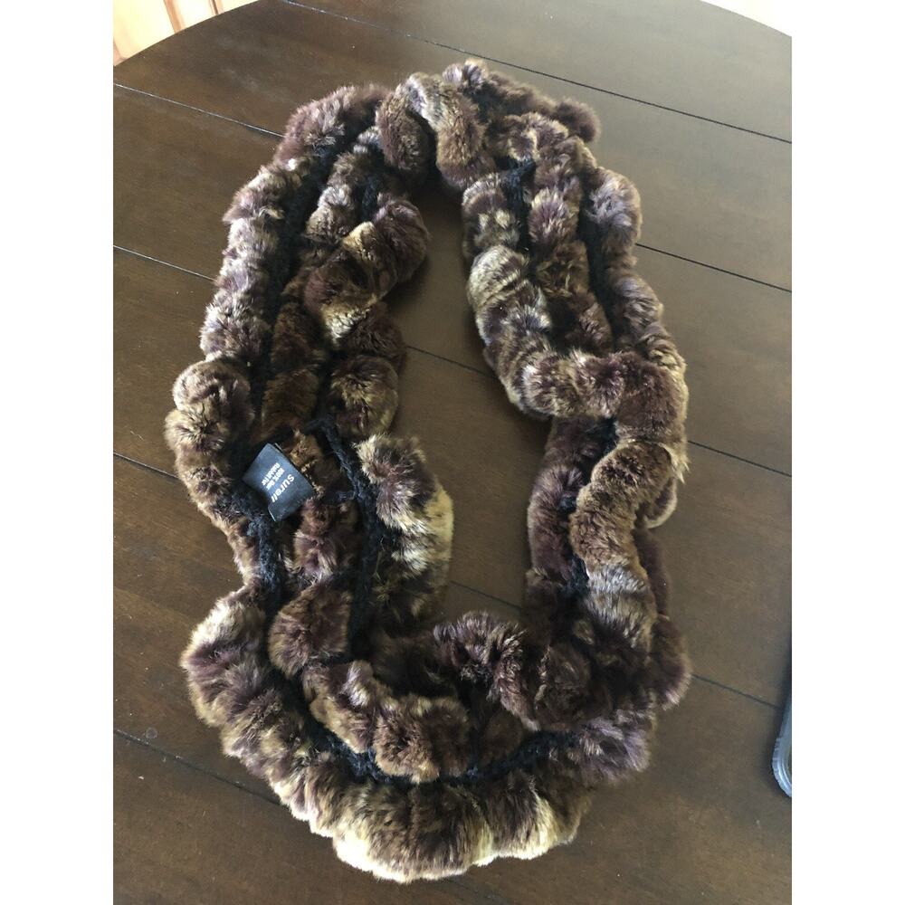 Surely Women’s Pieced 100 % Rabbit Fur Scarf